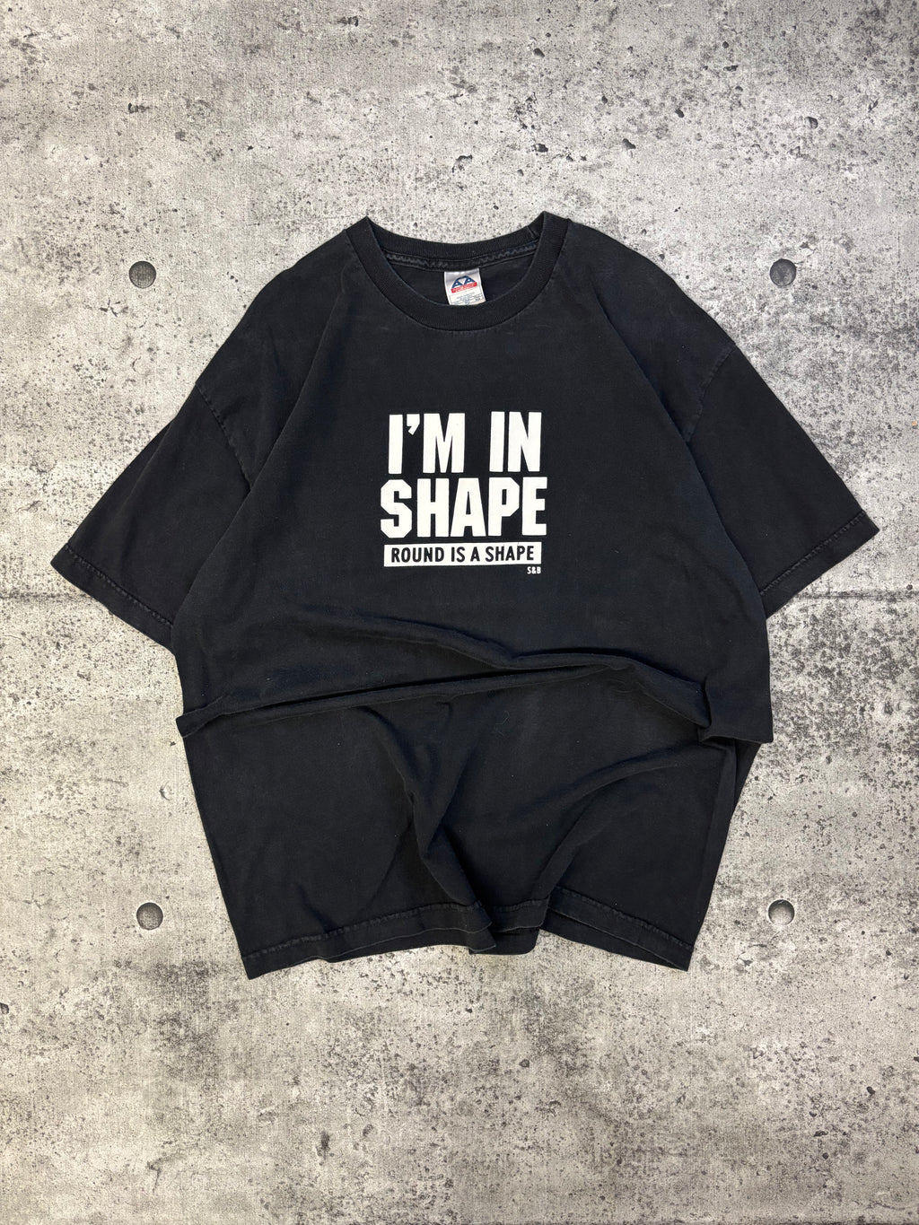 Vintage "Im In Shape" Tee (L)