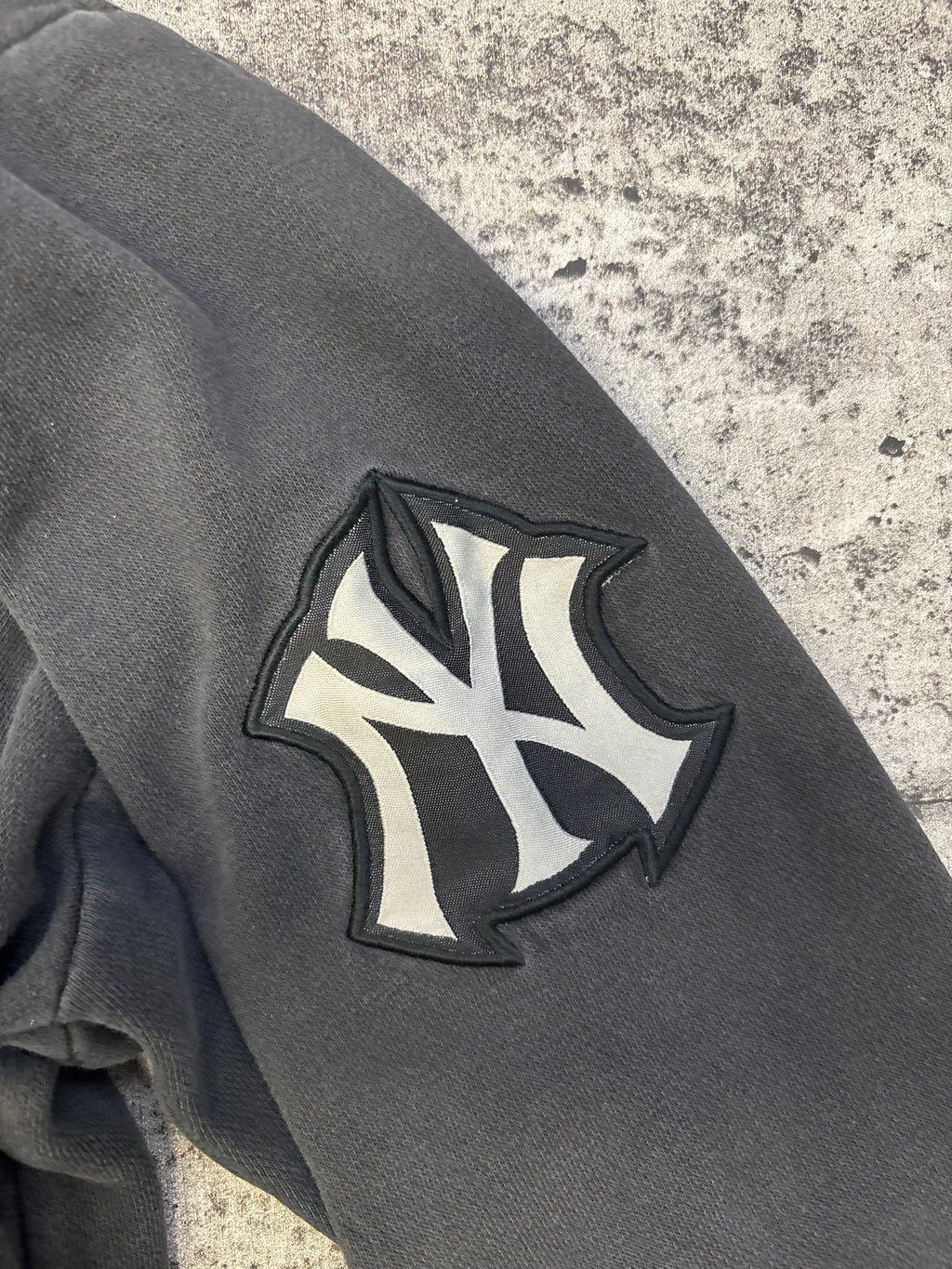 Vintage Yankees Camo Hoodie (L)
