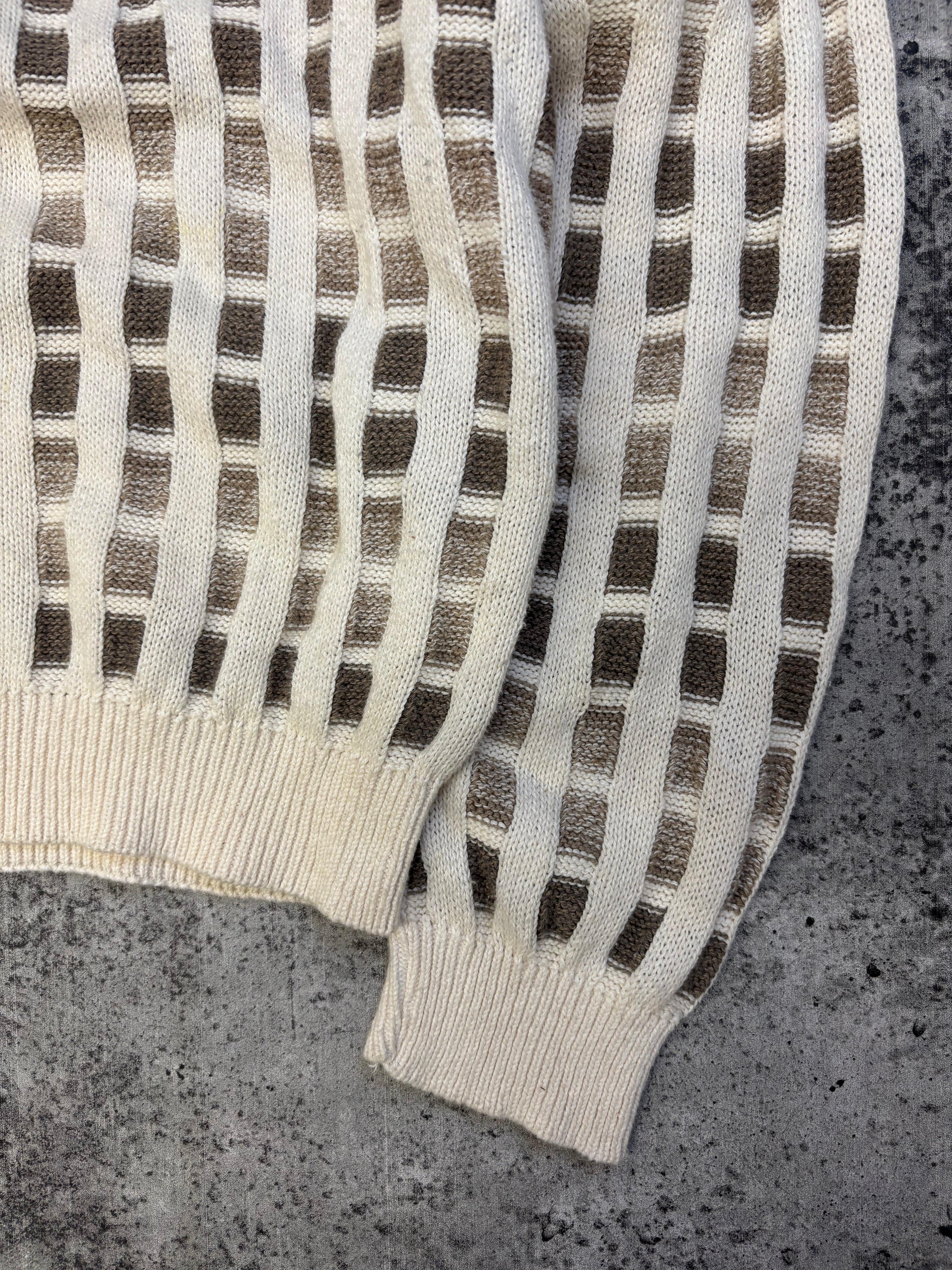 Vintage Checkered Knit (XL)