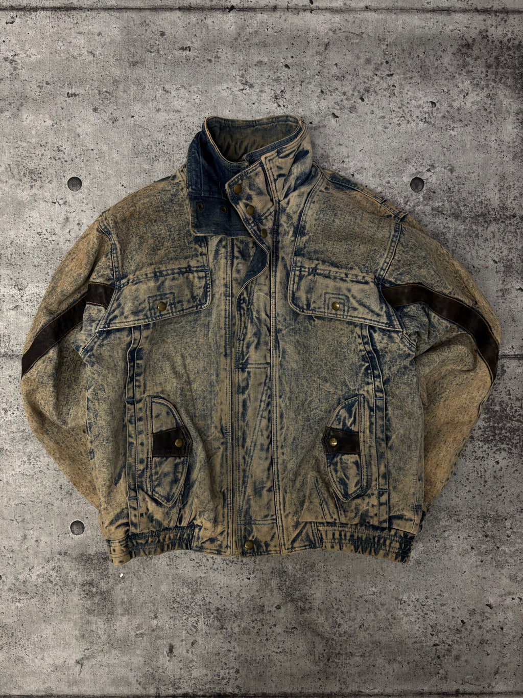 Vintage Washed Denim (L)