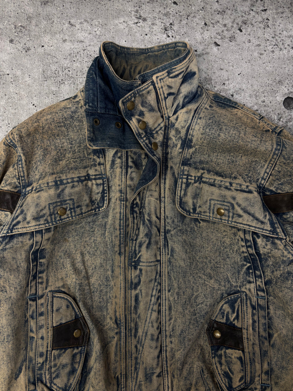 Vintage Washed Denim (L)