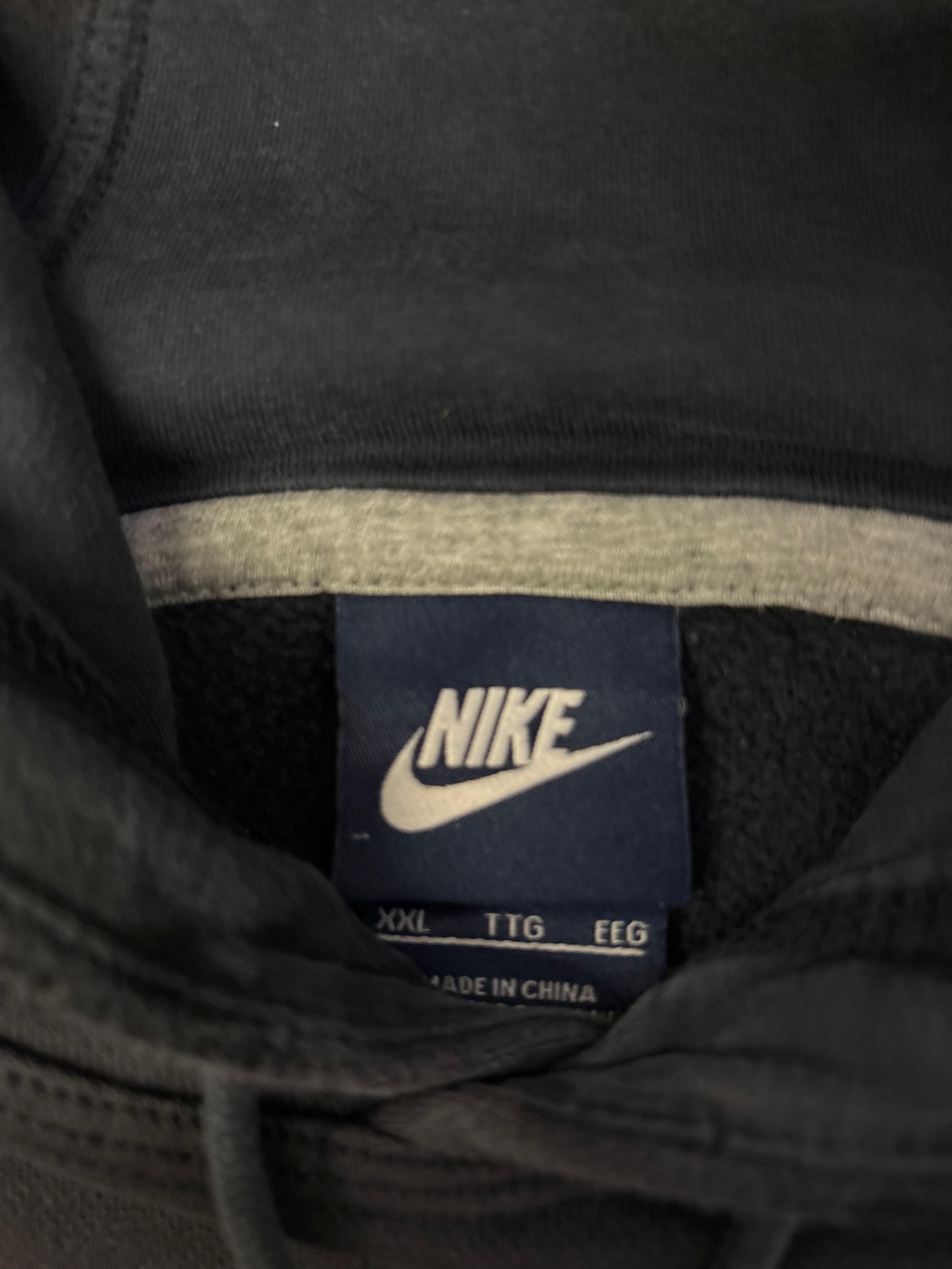 Vintage Nike Hoodie (XL)