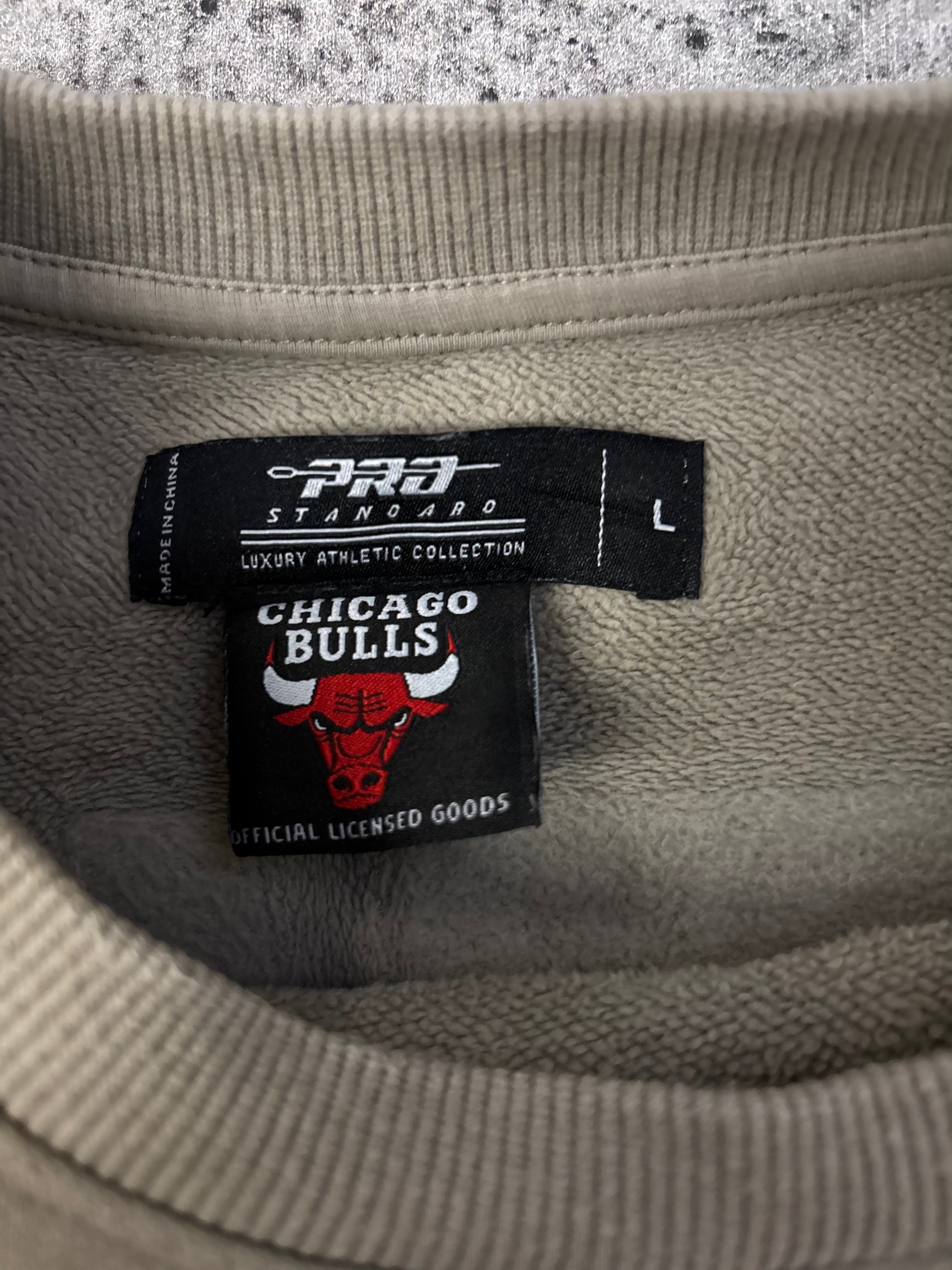 Vintage Bulls Cropped Crew (L)