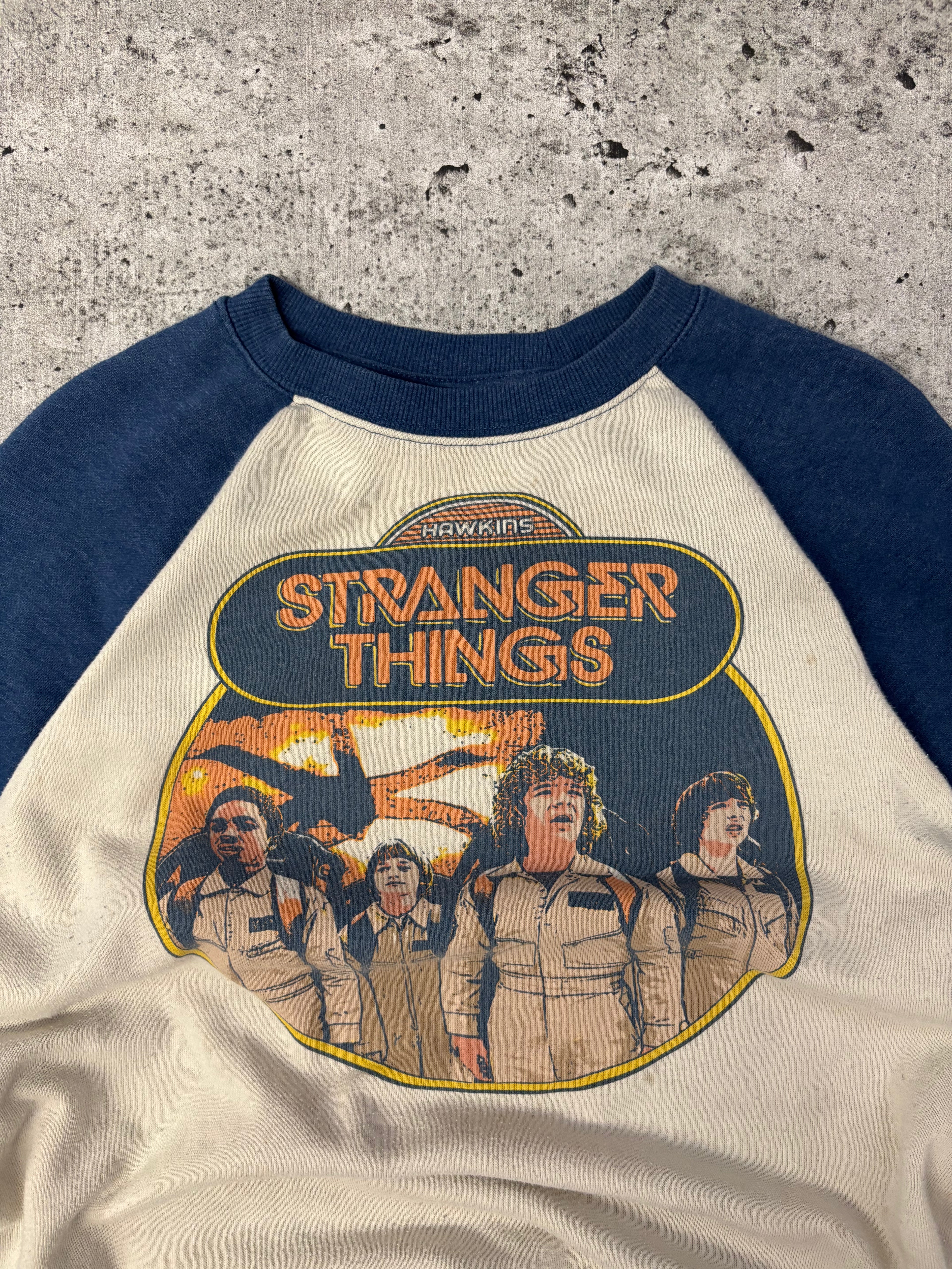Vintage Netflix Stranger Things Crew (S)