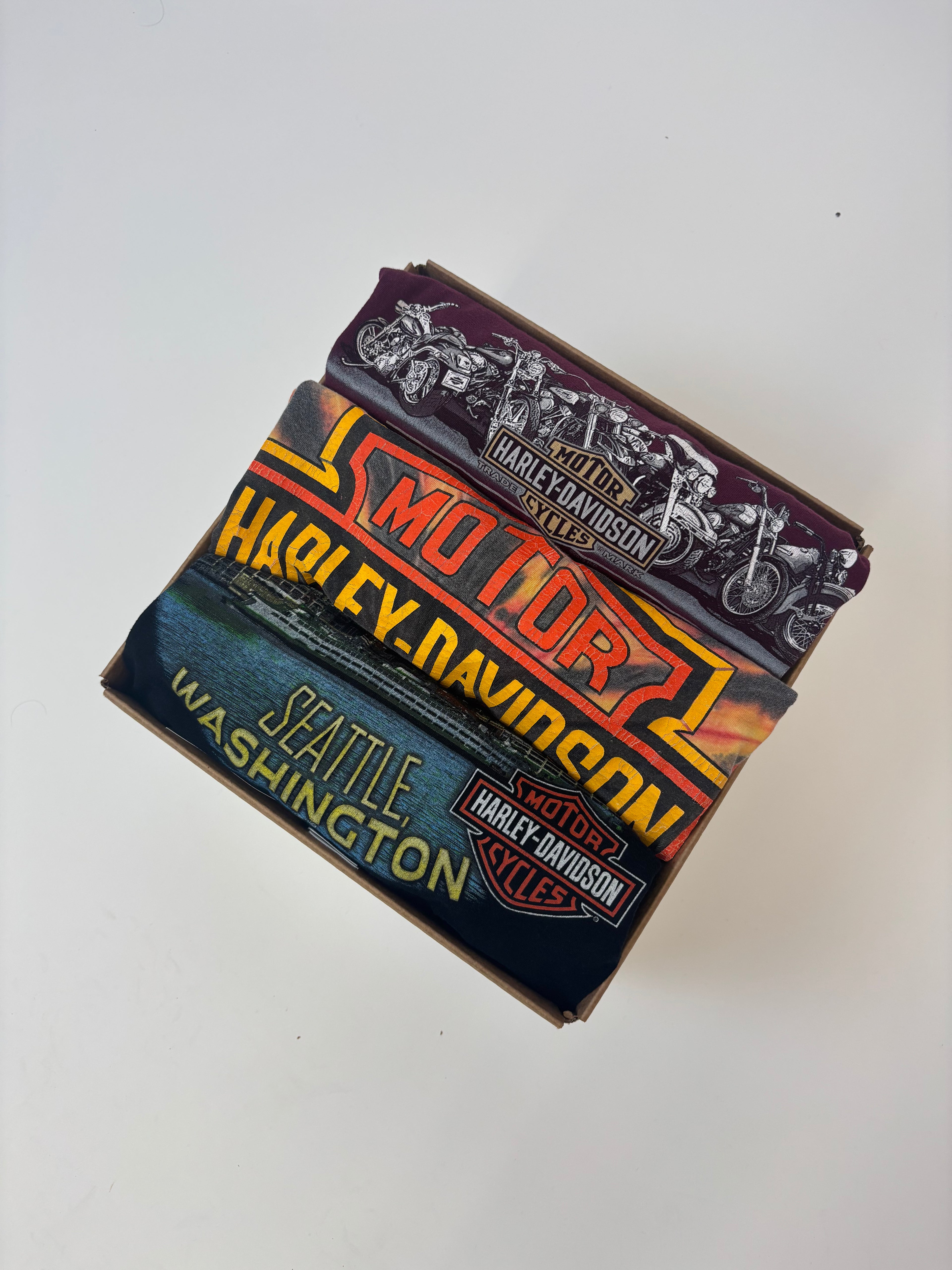 3 PIECE CURATED OUTFIT BOX